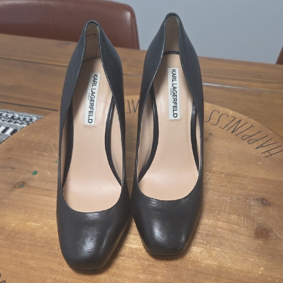 Karl Lagerfeld Black Leather Heels - Picture 1 of 9